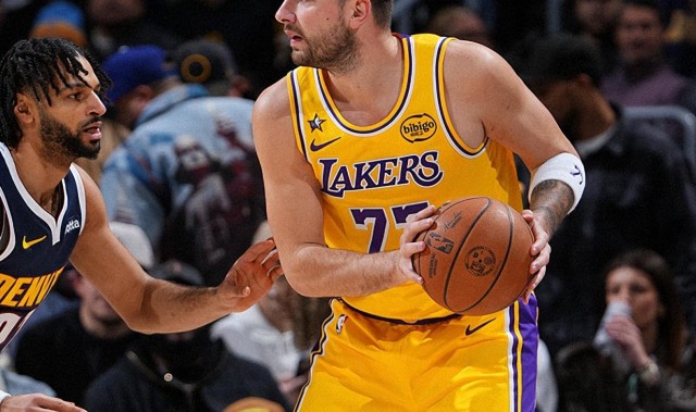 开云官方网站-NBA今日里程碑！杜兰特追平威少，东契奇超越约基奇，乔治创新高